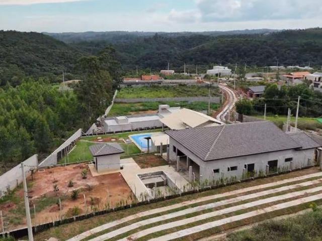 Terrenos de 1.000m² em Mairinque para construir muito mais do que uma chácara