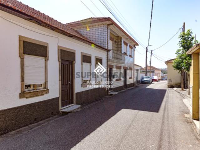 Terrenos em Paramos, a 3km do centro da Cidade de Espinho