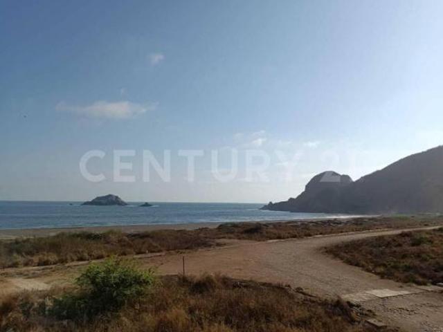 Terrenos en Venta a la orilla del Mar, en Fracc. Aquarium, Campos, Manzanillo