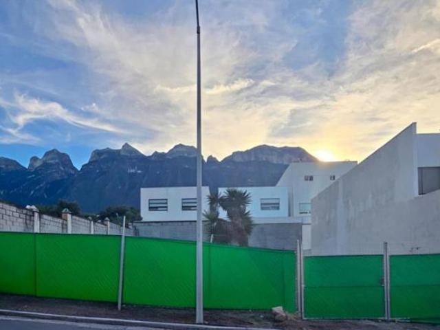 Terrenos en Venta – Cumbres Elite 7.º Sector