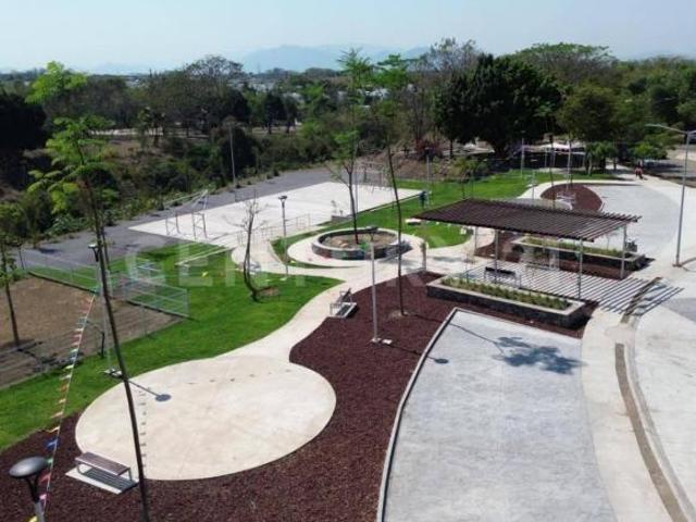 Terrenos en Venta en Fracc. Residencial Jardines de Santa Barbara, Colima, Col