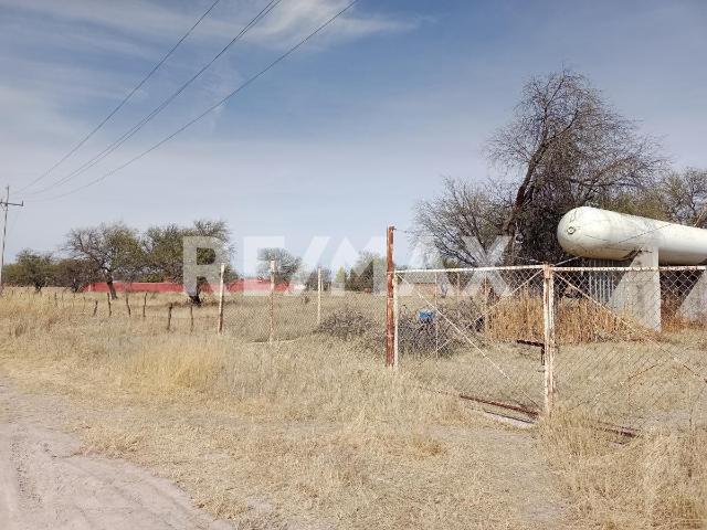 Terrenos en Venta en Fraccionamiento Campestre Los Pinos