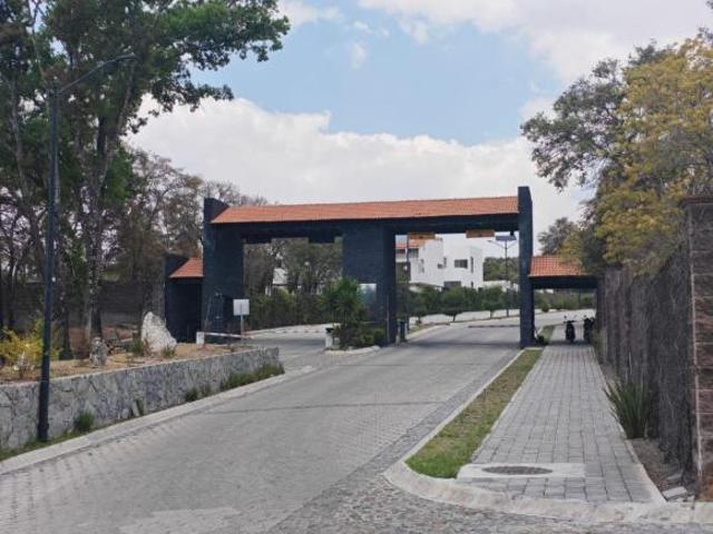 Terrenos en venta en Fraccionamiento Bosques de Santa Teresa en Harás CD. Ecológica
