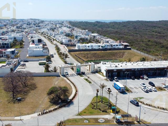 Terrenos en venta en Lomas de la Rioja, Riviera Veracruzana ? Desarrollo con servicios y amenidades
