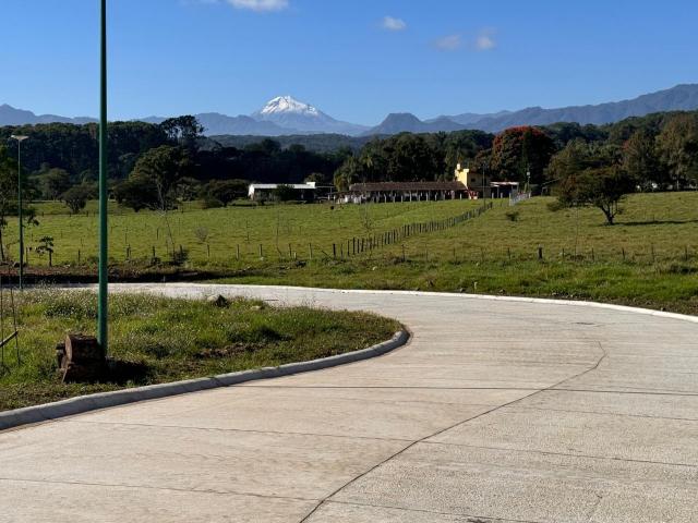 Terrenos en Venta en Residencial Campestre Agua Bendita Xico, Ver
