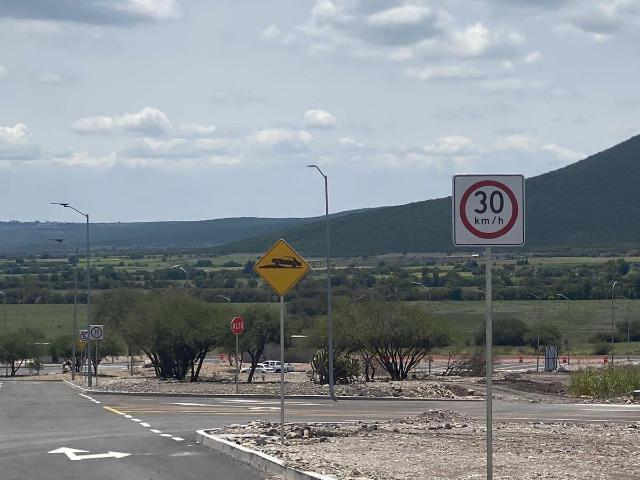 Terrenos Industriales en Venta 504m2 cerca Parque Industrial Queretaro 1,6 MDP. GPS