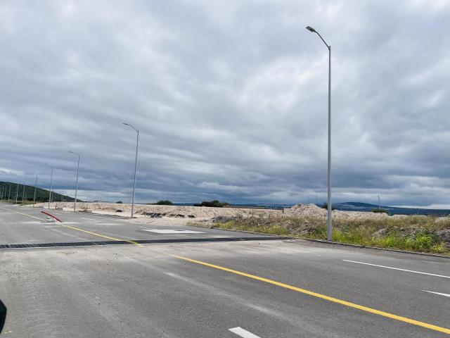 Terrenos Industriales en Venta cerca del Parque Industrial Queretaro 70000m2 GPS