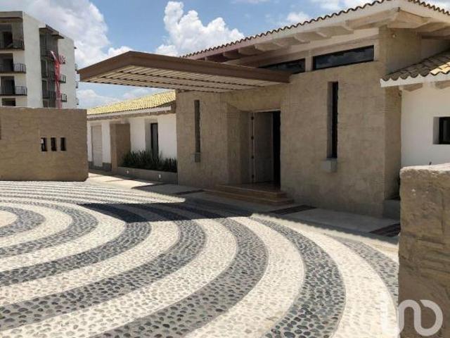 Terrenos juntos en Gran Reserva, en Lomas de Angelopolis con vista a los volcanes