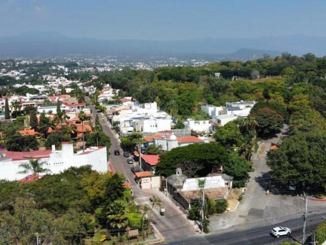 Terreno en venta en zona dorada de Cuernavaca
