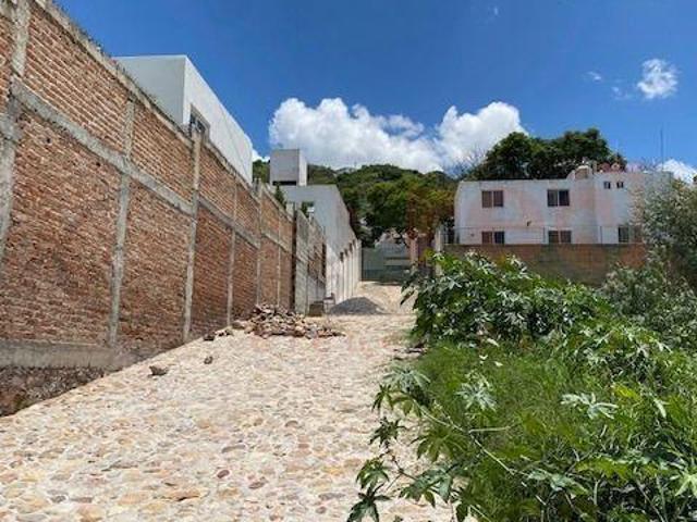 Terrenos residenciales en Privada Polaris Burocratas, en Venta