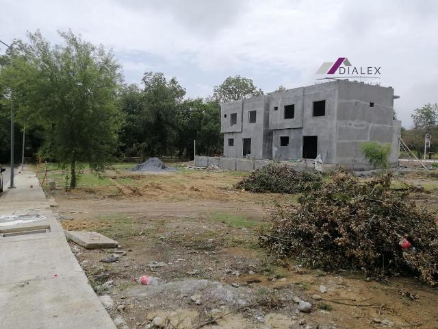 Terrenos Residenciales en Venta Fraccionamiento Privado, Allende N.L