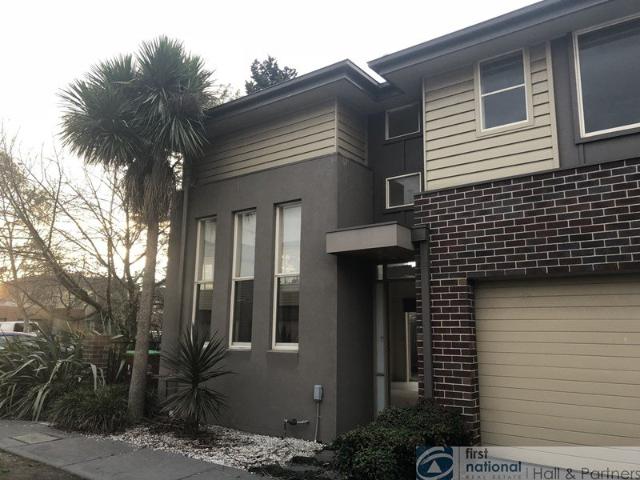 TERRIFIC TOWNHOUSE
