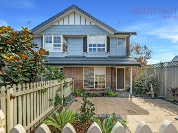 Cooks Hill, Kooragang, Port Stephens - Parking