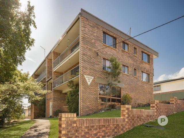 Terrific City Pad in Quiet Location