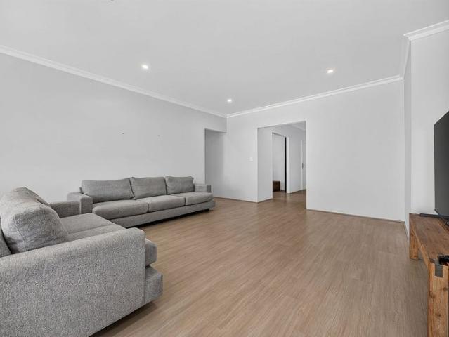 Terrific Opportunity Waterfront Lifestyle