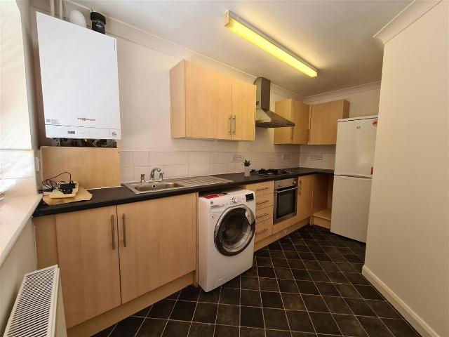 2 Terrill Close, Huntingdon PE29, 2 bed property to rent, £1,200 pcm | PrimeLocation