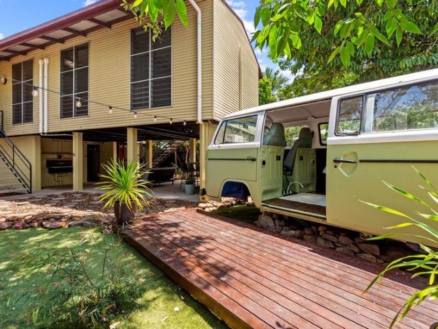 TERRITORY CHARM WITH A KOMBI TWIST! 28 BUDGEN STREET, MOIL NT 0810