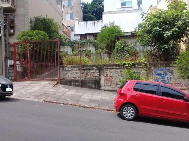 TERRNO COM CASA ANTIGA NA LIBERDADE JUNTO AO LEONARDO DA VINCI O MELHO PREÇO NA