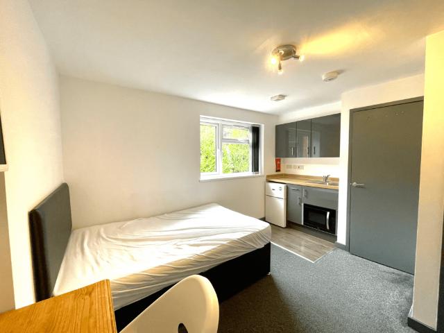 Terry Road, Coventry, CV1 1 bed in a house share to rent £600 pcm £138 pw