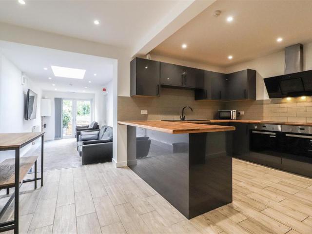 Terry Road, Coventry CV1 1 bed in a house share to rent £610 pcm £141 pw