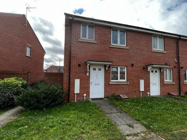 Terry Road Stoke Coventry 3 bed terraced house to rent £1,050 pcm £242 pw