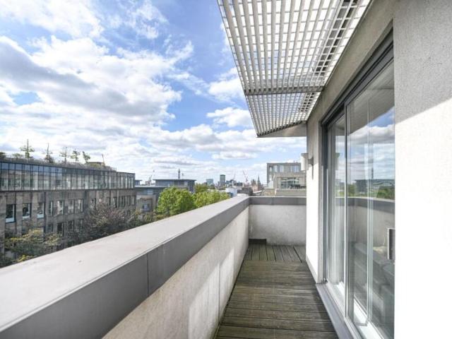 Tesco Bank, Hermes Street, London, N1 9JD, United Kingdom | 3 bed apartment for rent #139403683 | Rentberry