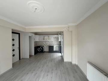 Tesisler Bölgesinde Bahçeli 125 M2 Arakat 3+1 Kiralık Daire