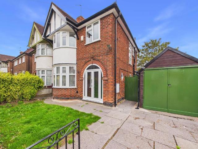 Tetuan Road, Leicester LE3 9RS 3 bed semi detached house to rent £1,325 pcm £306 pw