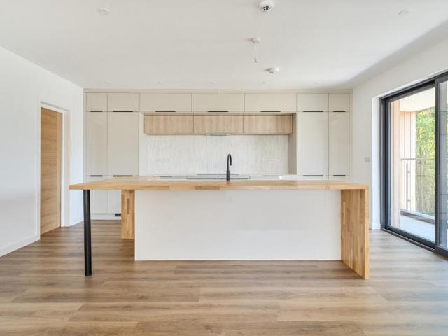 Tetbury Lane Nailsworth GL6 4 bed detached house to rent £3,950 pcm £912 pw