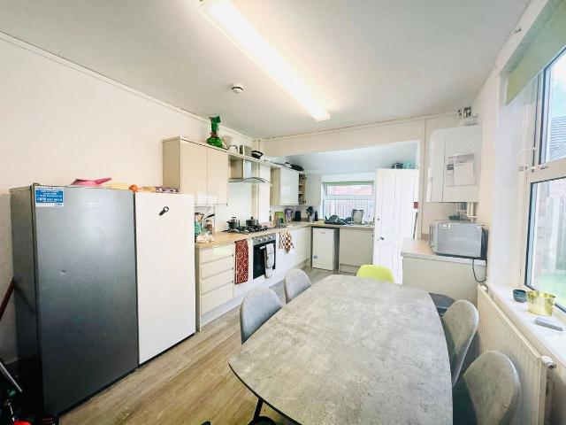 Teversal Avenue, Lenton NG7, 6 bed semi detached house to rent, £3,770 pcm | PrimeLocation