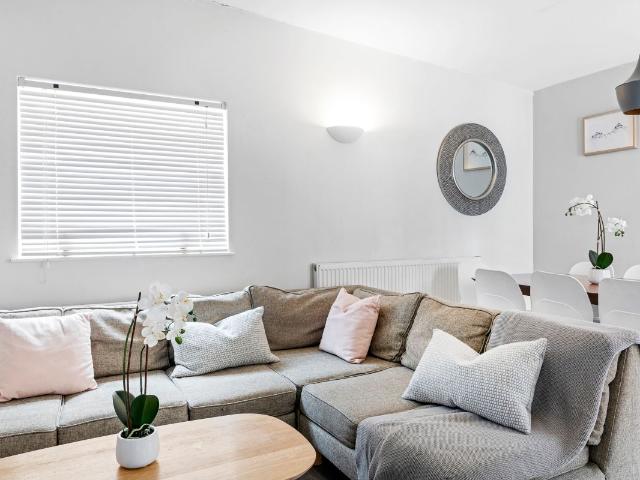 Teversal Avenue, Nottingham NG7, 7 bed terraced house to rent, £750 pppm | PrimeLocation