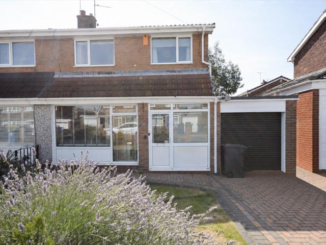 Teviot Way, Jarrow 3 bed semi detached house to rent £1,100 pcm £254 pw