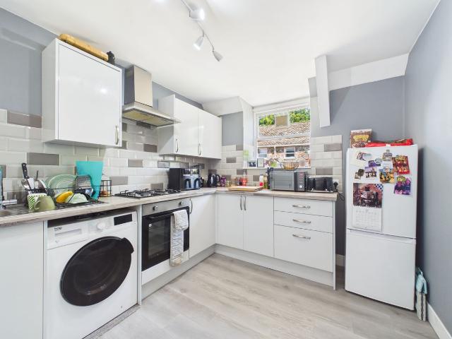 Tewkesbury Close, Ham PL2, 1 bed maisonette to rent, £850 pcm | PrimeLocation