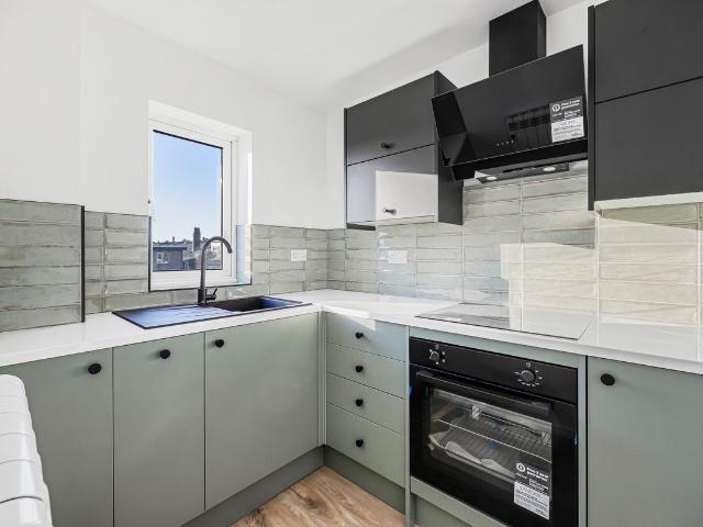 Tewkesbury Road, Cheltenham GL51, Studio to rent, £825 pcm | PrimeLocation
