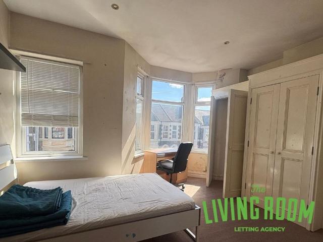 Tewkesbury Street, Cathays, Cardiff 4 bed house to rent £2,380 pcm £549 pw