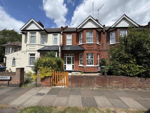Tewkesbury Terrace, New Southgate N11 1 bed in a house share to rent £965 pcm £223 pw