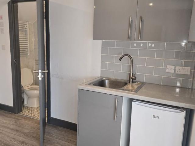 Tewson Road, Plumstead SE18, Studio to rent, £1,050 pcm | PrimeLocation