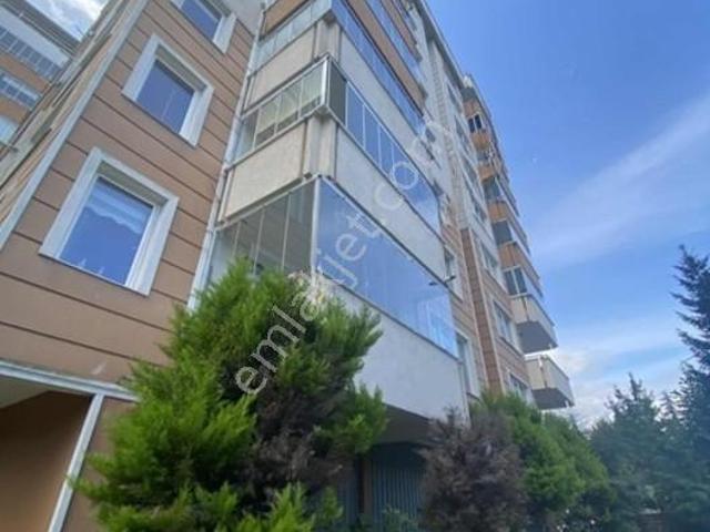 Teyyaredüzü Kıyıkent Sitesinde 3+1 Çatı Katı Daire