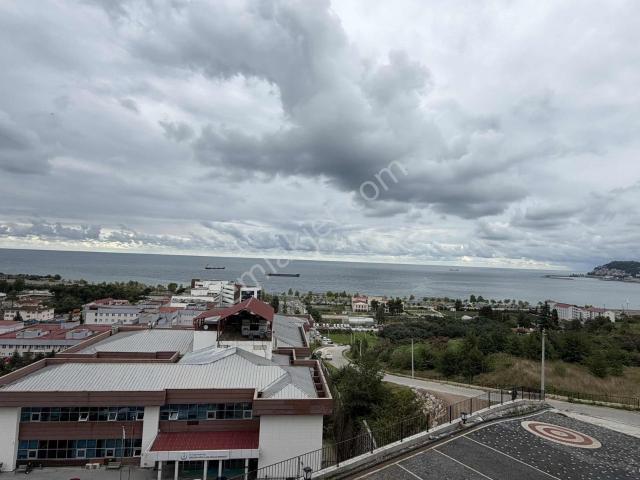 Teyyaredüzünde Deniz Doğa Manzaralı Geniş Ferah Satılık Daire