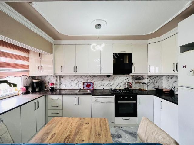 teyfikiye Mahallesi ✅3+1 M2 125 6 Katlının 4 Katı ❇️full Özelikli Daire Arakat Daire