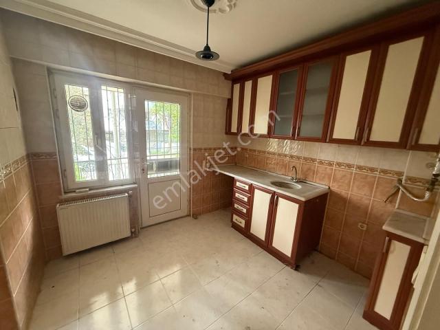 Teyfikiye Mahallesi ✅3+1 120m2 5 Katlının Zemin Katı ❇️özelikli Petek Kombili