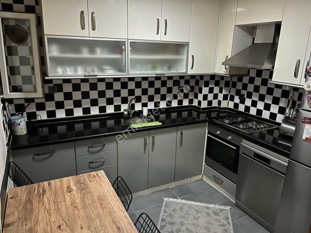 teyfikiye Mahallesi ✅3+1 130m2 5 Katlının 3 Katı ❇️özelikli Petek Kombili