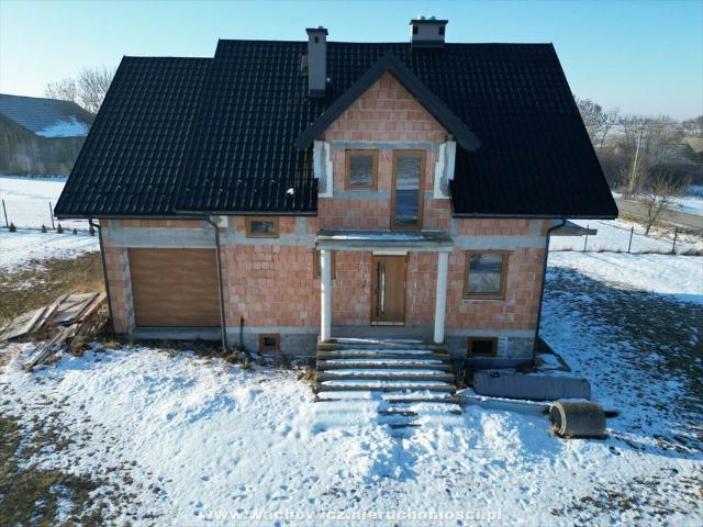 Nowy dom 372 m² z garażem i dużą działką w Łętkowicach
