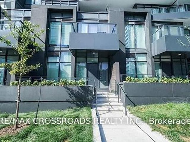 Th05 58 Queens Wharf Road, Toronto, ON, M5V 0J9 townhouse for sale | Listing ID C13718 | Royal LePage