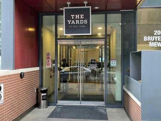 Th03 20 Bruyers Mews, Toronto, ON, M5V 0G7 townhouse for sale | Listing ID C13809 | Royal LePage