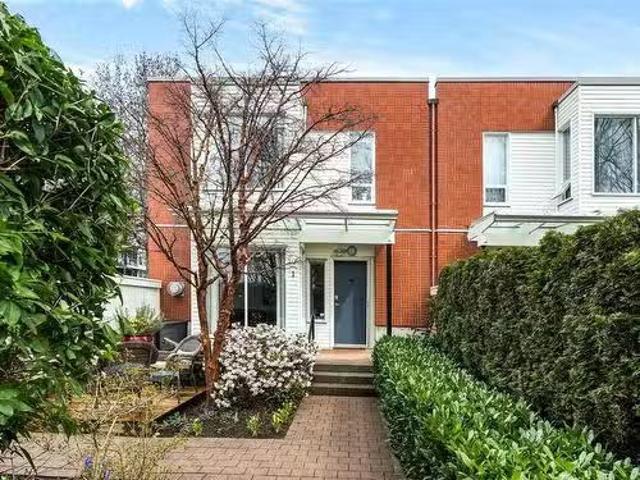 Th1 370 Waterfront Cres, Victoria, BC, V8T 5K3 house for sal.