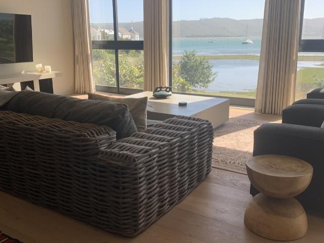 TH1 Juliet | Ultra Luxury 1 Bedroom Studio Apartment