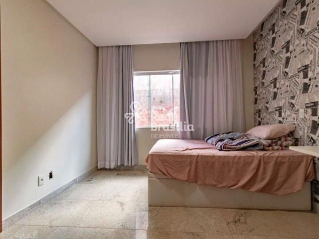 TH35519 Smpw Qd 25 Park Way, Casa em Condomínio Mobiliada 03 quartos, 416m². Agende sua visita!