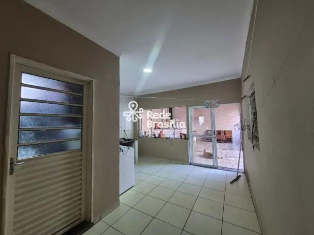 TH35948 Colônia Agrícola São José Vicente Pires, Casa 04 quartos, 240m². Agende sua visita!