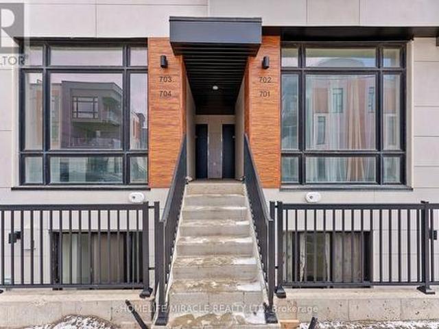 Th704 5 Steckley House Lane, Richmond Hill, ON, L4S 0N2 townhouse for sale | Listing ID N13622 | Royal LePage